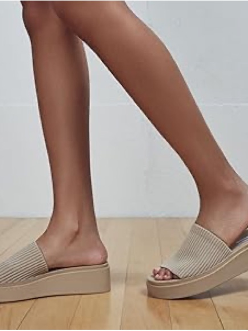 Steve Madden Beige Ribbed Slide Sandals